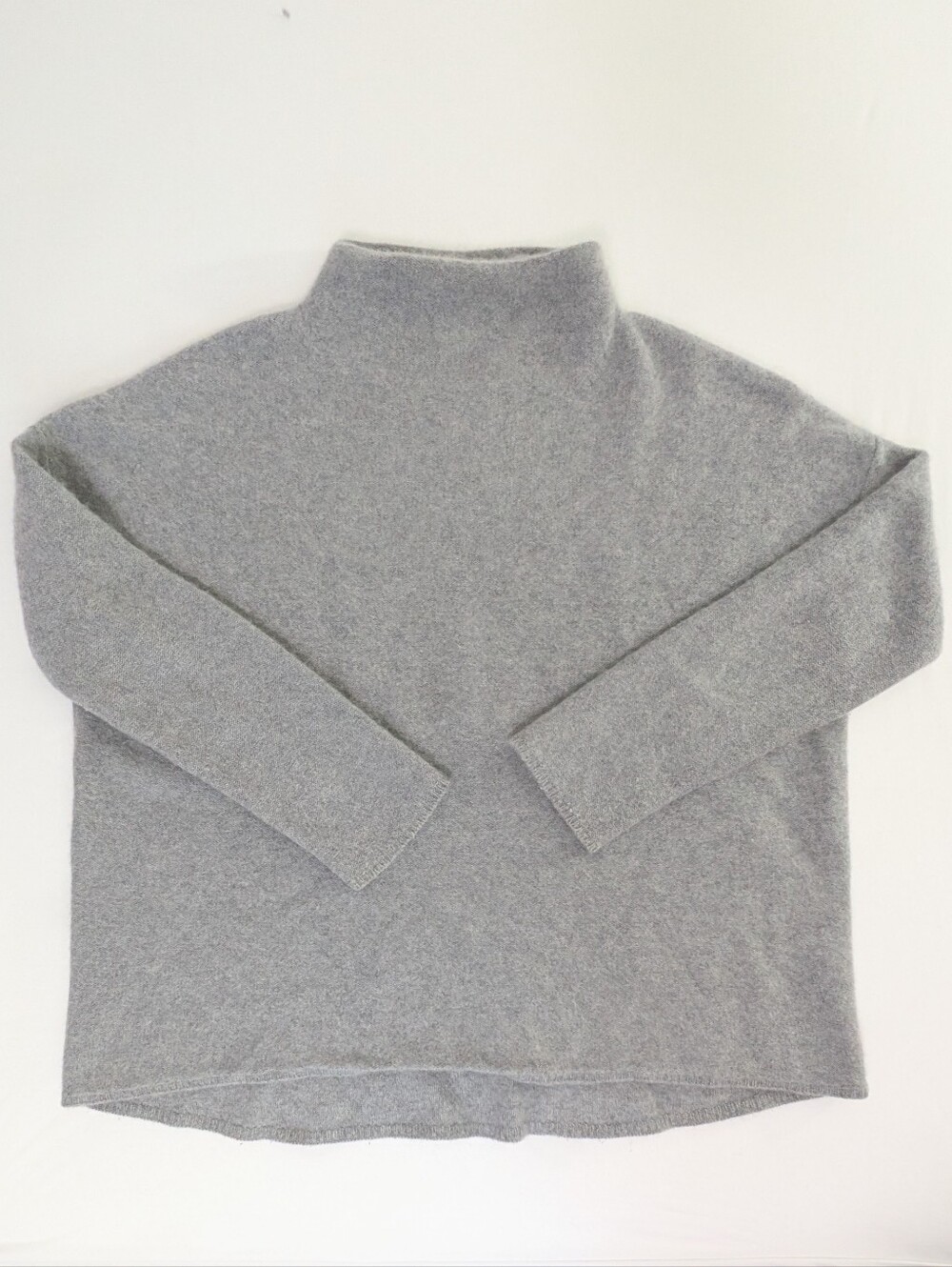 Vince Funnel Neck Cashmere Gray Sweater